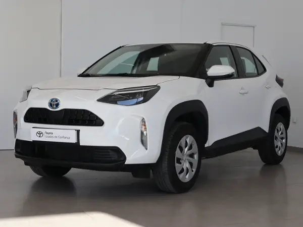 YARIS CROSS